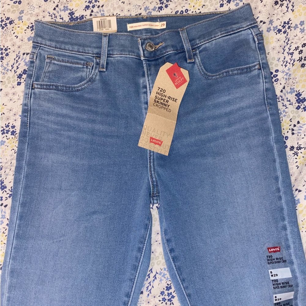 Levi’s 720 High-Rise Super Skinny Cropped Jeans